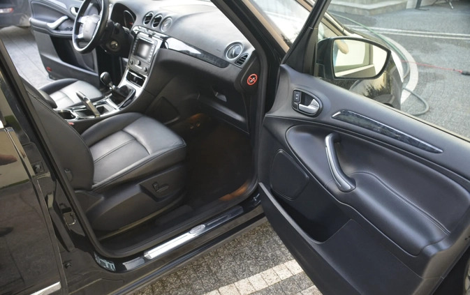 Ford Galaxy cena 34800 przebieg: 250000, rok produkcji 2012 z Płock małe 211
